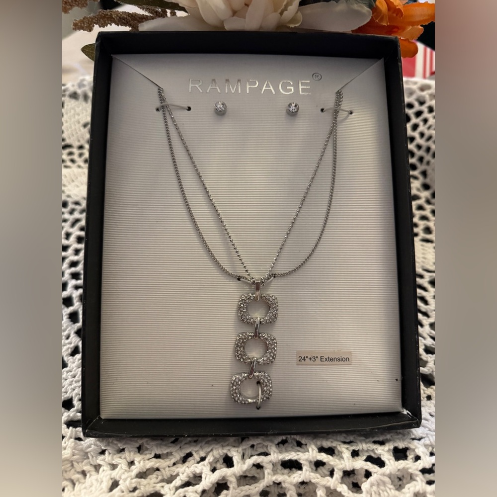 Rampage Layered Rhinestone Pendant Necklace & Stud Earrings NIB - Picture 2 of 7